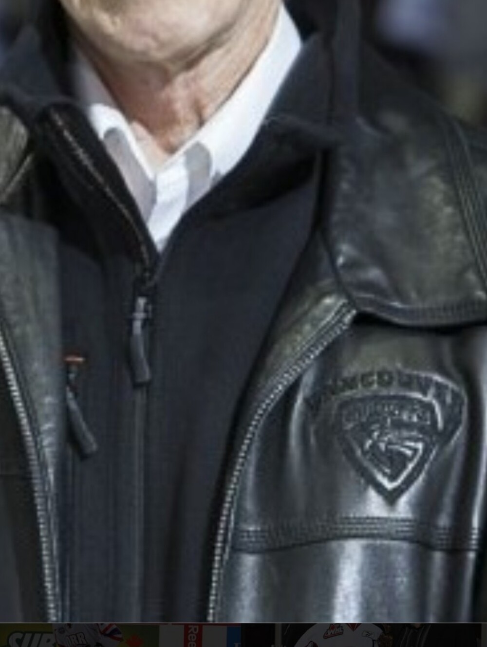 Vancouver Giants Men's Black Leather Bomber Jacket Soft Stormtech Size LARGE